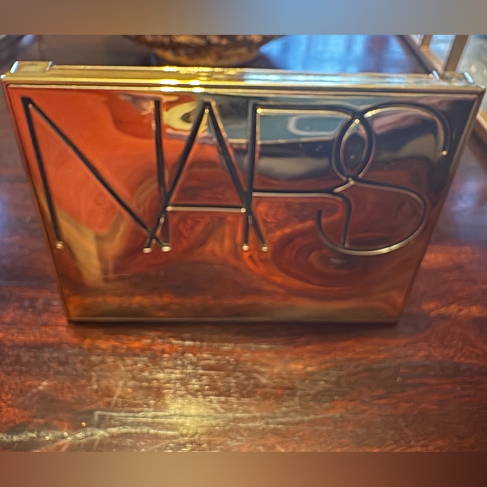 NARS pure luxury light reflecting cheek & eye palette I
